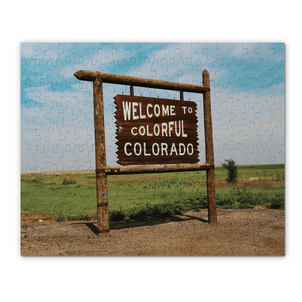 The Welcome to Colorful Colorado Sign